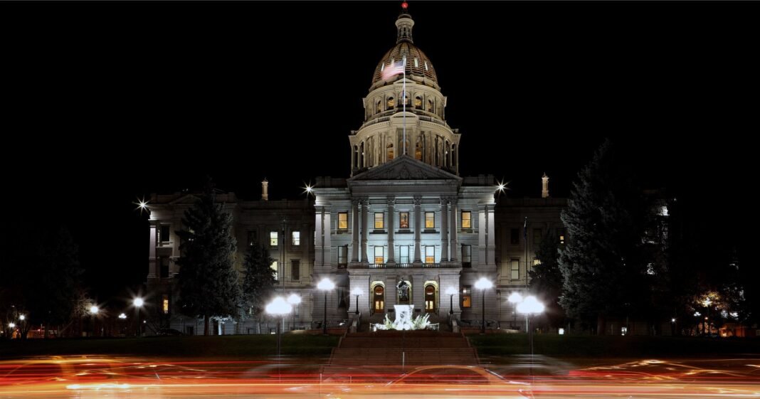 in-a-private-meeting,-colorado-marijuana-regulators-acknowledge-the-extent-of-illegal-hemp-sales