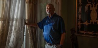 at-17,-he-was-tear-gassed-at-selma-at-78,-he’s-watching-kids-tear-gassed-during-trump’s-deportation-campaign.