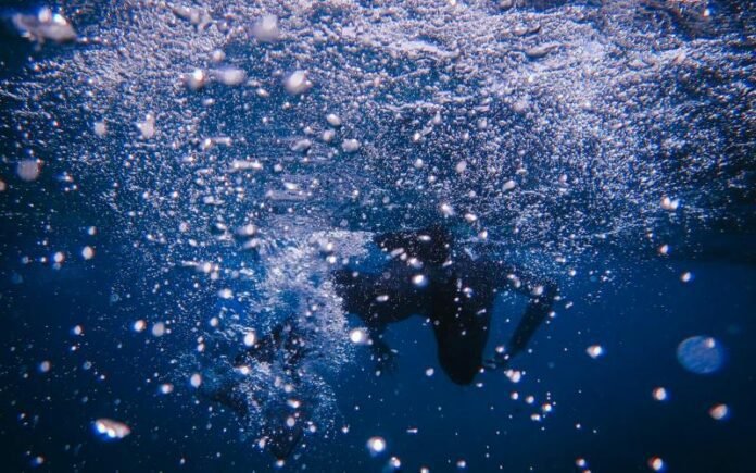 maldives-investigates-if-italian-divers-went-too-deep-in-fatal-cave-dive
