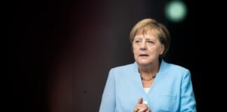 merkel-says-eu-should-use-political-influence-to-secure-peace-in-ukraine