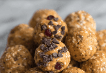 no-bake-energy-balls-(easy-protein-snack-recipe)