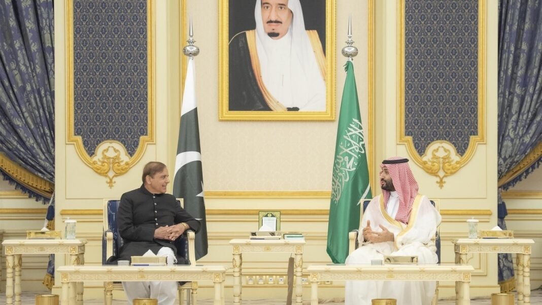 pakistan’s-saudi-deployment-reveals-a-new-gulf-security-reality