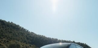 moose-proof-and-megacasting:-ars-drives-the-new-volvo-ex60