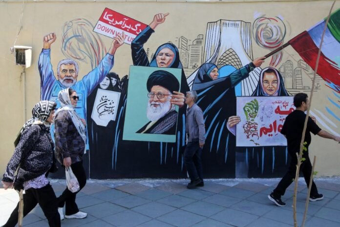 maps-of-a-vanished-world:-the-myth-of-containing-iran
