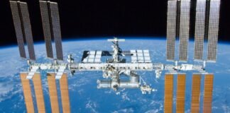 uh-oh,-the-international-space-station-is-leaking-again