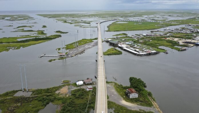as-seas-rise,-where-will-louisiana’s-fishers-go? as-seas-rise,-where-will-louisiana’s-fishers-go?