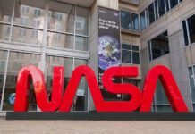 To achieve major goals, NASA seeks to streamline its organization to-achieve-major-goals,-nasa-seeks-to-streamline-its-organization