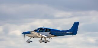 2-former-israeli-air-force-officers-killed-in-light-plane-crash-in-jezreel-valley 