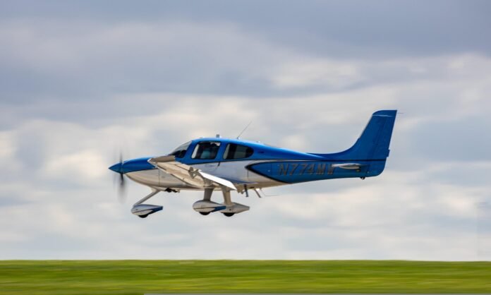 2-former-israeli-air-force-officers-killed-in-light-plane-crash-in-jezreel-valley 