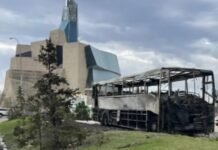 Teen Girl Accused of Torching Professional Baseball Team’s Bus While Players Slept Nearby teen-girl-accused-of-torching-professional-baseball-team’s-bus-while-players-slept-nearby
