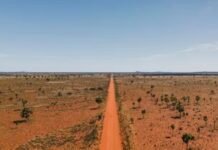 australia-punts-on-pushing-china-out-of-rare‑earths-projects