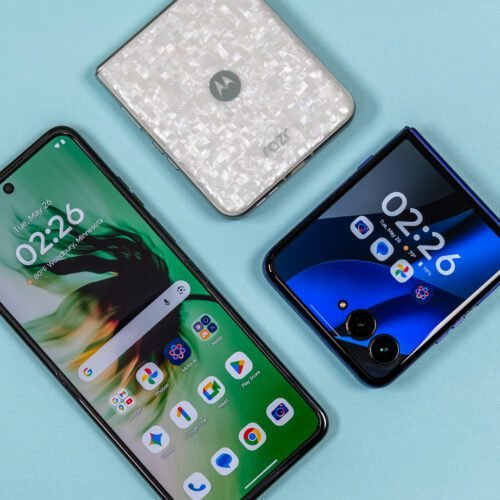 motorola’s-2026-razrs-are-almost-worth-buying-just-for-their-stunning-looks…-almost
