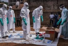 Trump admin to block Ebola-exposed Americans from US, move them to Kenya trump-admin-to-block-ebola-exposed-americans-from-us,-move-them-to-kenya