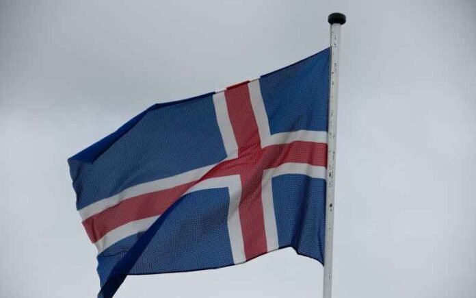 iceland’s-parliament-votes-to-hold-referendum-on-eu-accession-talks-in-august