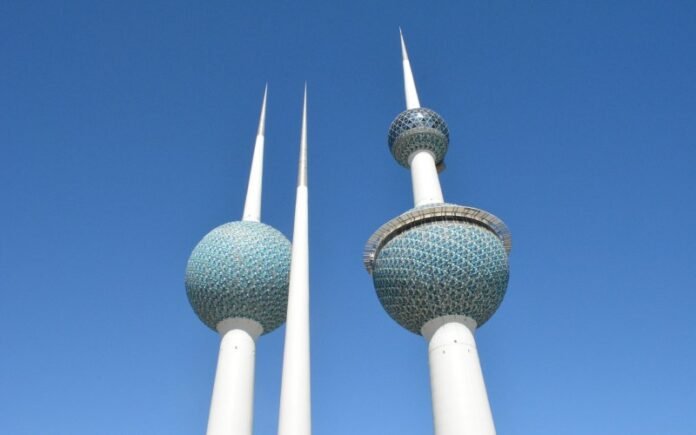 kuwait-reports-missile-attacks-as-us-hits-iranian-sites