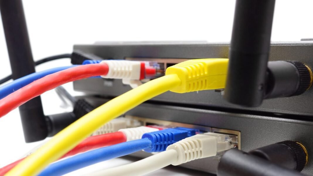 cable-lobby-warns-of-chaos-if-fcc-doesn’t-relax-ban-on-foreign-routers