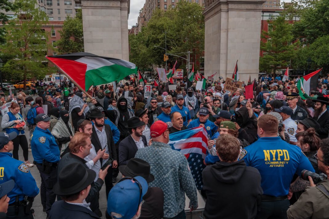 the-real-“divide”-among-democrats-over-israel-is-between-party-leadership-and-voters