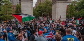 the-real-“divide”-among-democrats-over-israel-is-between-party-leadership-and-voters