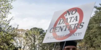 trump-administration-tries-to-shift-blame-for-ebola-response
