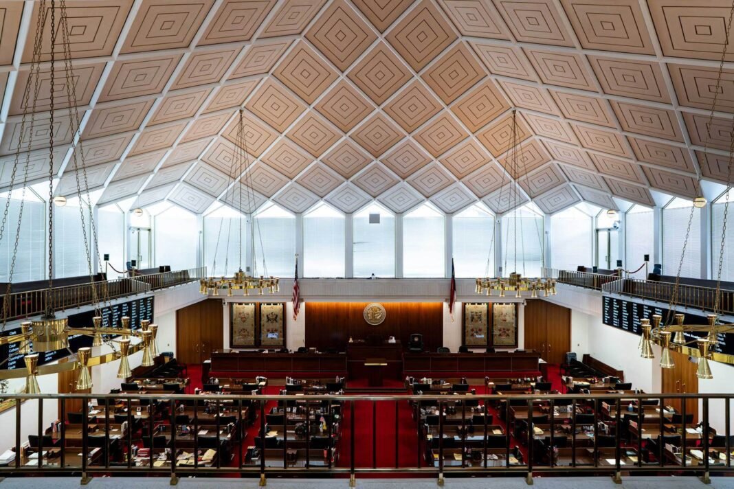 north-carolina-democrats-propose-changes-to-block-gop-power-transfers-and-secrecy