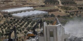 israel-demolishes-6-palestinian-homes,-displacing-dozens-in-occupied-west-bank