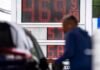 US defies forecasts of economic slowdown, but its growth isn’t making ordinary people better off us-defies-forecasts-of-economic-slowdown,-but-its-growth-isn’t-making-ordinary-people-better-off