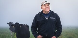 He Profits Off Raw Milk That’s Making People Sick. The Government Isn’t Stopping Him. he-profits-off-raw-milk-that’s-making-people-sick-the-government-isn’t-stopping-him.