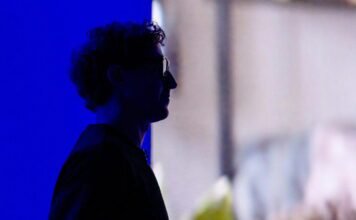 One day after discovery, Meta pulls facial recognition code from its smart glasses one-day-after-discovery,-meta-pulls-facial-recognition-code-from-its-smart-glasses