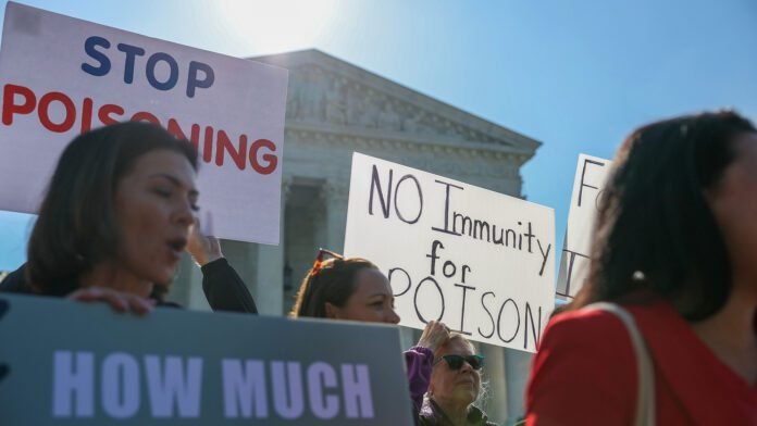 the-quiet-push-to-shield-pesticide-makers-from-lawsuits