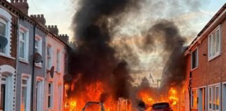 anti-immigrant-violence-erupts-across-belfast-after-knife-attack