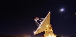 after-nearly-breaking,-nasa’s-deep-space-network-“worked-well”-on-artemis-ii