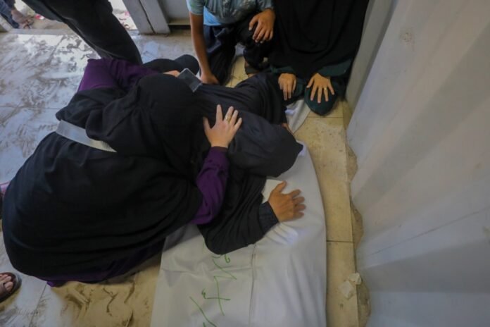 2-gazans-killed,-4-injured-in-israeli-attacks-amid-ceasefire-violations