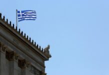 greece-approves-quicker-migrant-returns,-aims-to-set-up-return-hubs 