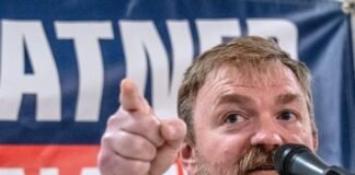 the-right’s-“election-fraud”-cry-for-midterms-previewed-in-primaries