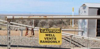 trump-plans-to-protect-methane-leaking-stripper-wells-this-billionaire-donor-will-benefit.