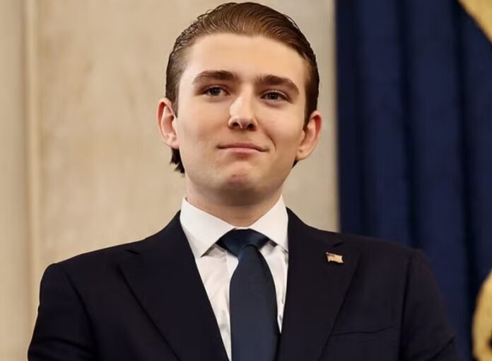 barron-trump’s-rare-white-house-appearance-sparks-online-frenzy barron-trump’s-rare-white-house-appearance-sparks-online-frenzy