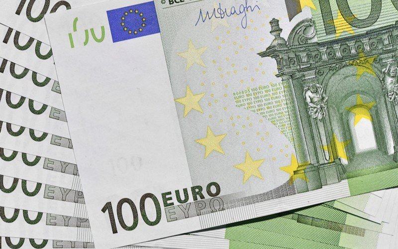euro-area-wage-growth-shows-signs-of-cooling-off euro-area-wage-growth-shows-signs-of-cooling-off