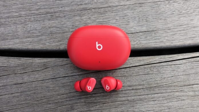 apple-patches-high-severity-eavesdropping-vulnerability-in-beats-studio-buds
