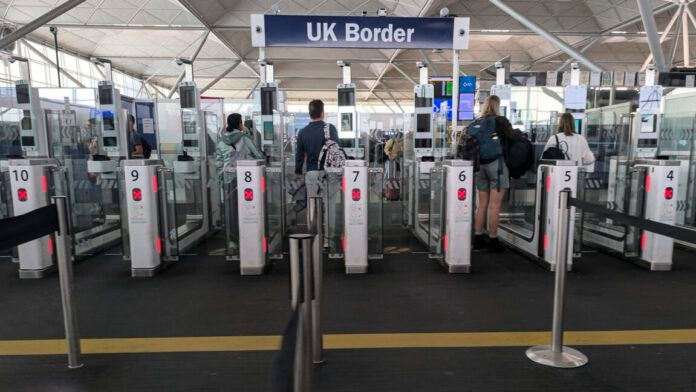 the-uk-will-scan-asylum-seekers’-faces-for-age-checks—despite-knowing-the-tech-is-flawed