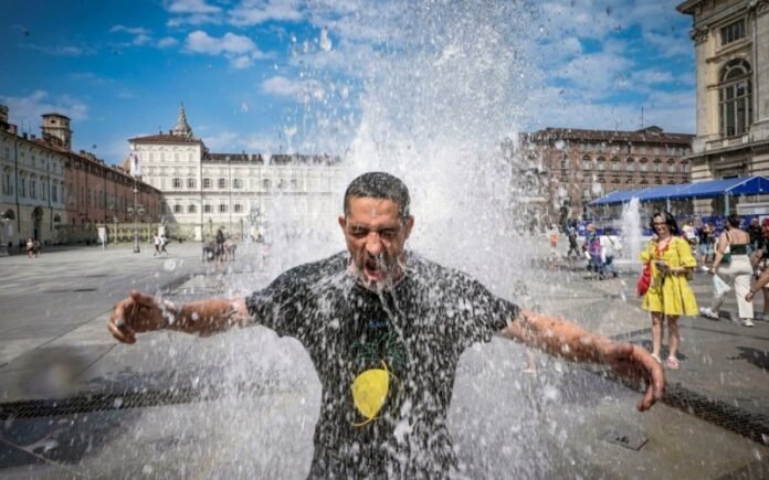 heatwave-tightens-its-grip-on-europe