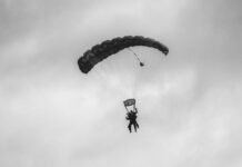 Young Skydiver Killed Instantly After Plane Wing Struck His Neck young-skydiver-killed-instantly-after-plane-wing-struck-his-neck
