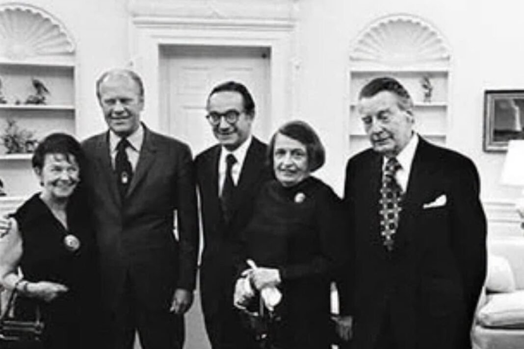 longtime-fed-chair,-ayn-rand-disciple-alan-greenspan-dead-at-100