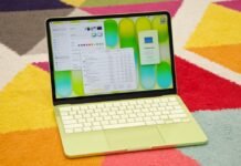 apple-ratchets-up-prices,-blames-the-cost-of-memory