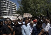 hundreds-of-palestinians-protest-israeli-policies-of-home-demolitions-in-negev