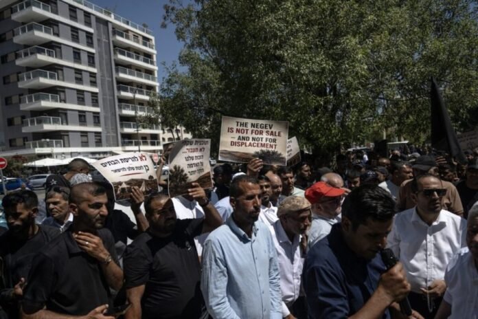 hundreds-of-palestinians-protest-israeli-policies-of-home-demolitions-in-negev