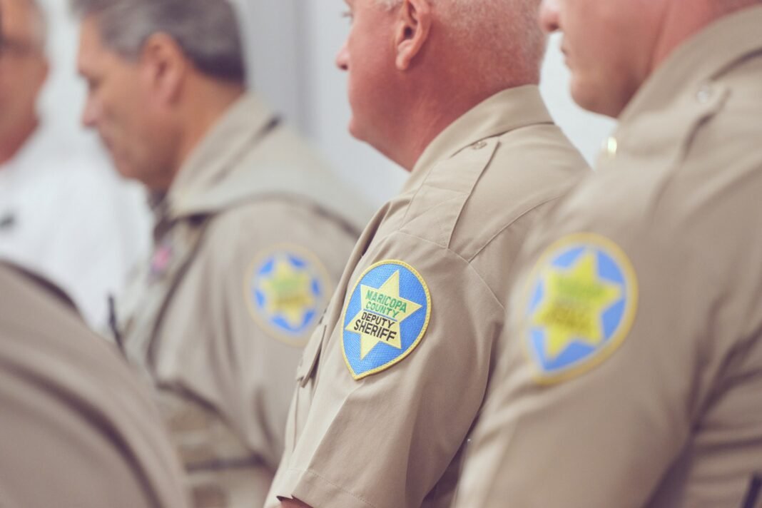 court-inquiry-denounces-“disturbing-pattern”-of-violations-at-arizona’s-largest-sheriff’s-office