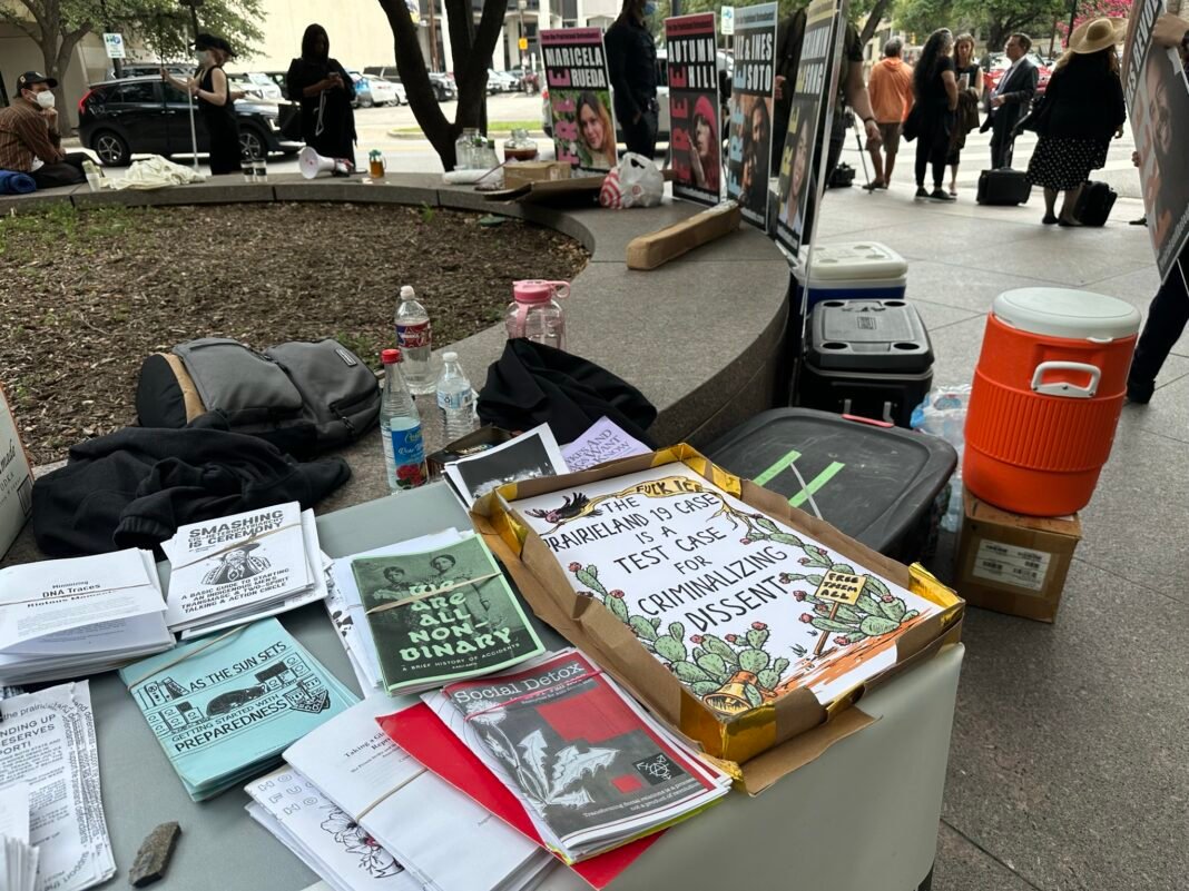 30-year-sentence-for-transporting-zines-is-a-five-alarm-fire-for-free-speech