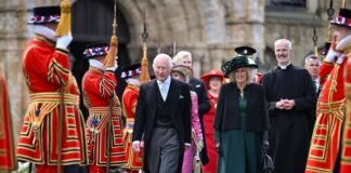king-charles-becomes-first-british-monarch-to-reveal-tax-bill