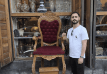 syrian-american-jew-says-historic-chair-recovered-from-old-damascus-synagogue