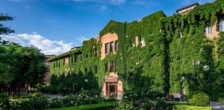 o-tsinghua-–-the-long-and-winding-road-leads-me-to-your-door